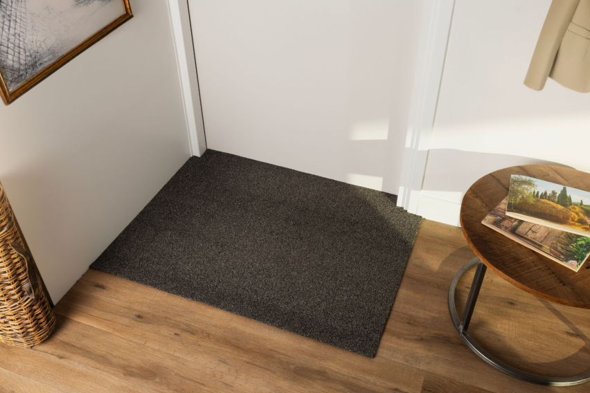 main product photo rounded-lg